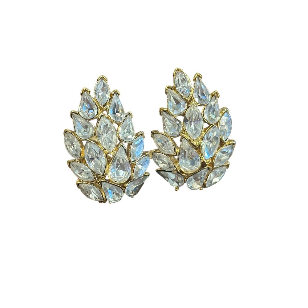 Trifari Vintage Rhinestone Crystal Earrings Comfort Clips Gold Tone Bridal